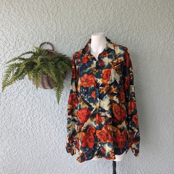 styled in Italy cafe Tops - Styled in Italy cafe button down shirt size 1‎